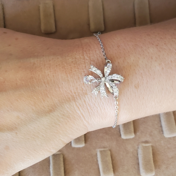 Swarovski Jewelry - NWT Swarovski Silver Bracelet